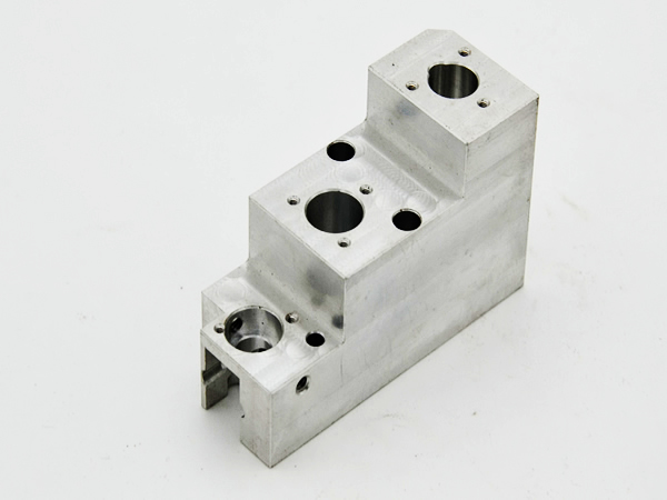 CNC (computer gong) machining